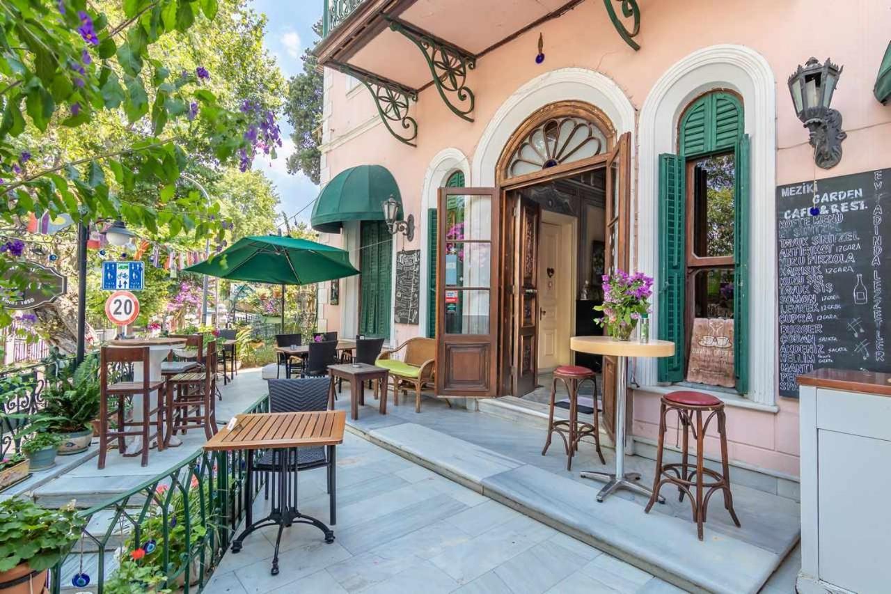 אדאלר Bueyuekada Anastasia Meziki History Mansion מראה חיצוני תמונה
