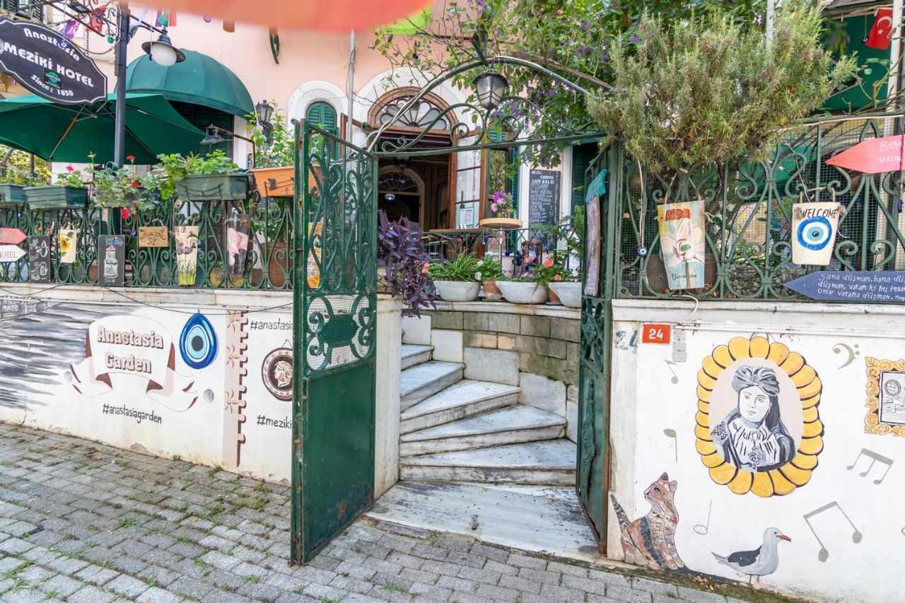 אדאלר Bueyuekada Anastasia Meziki History Mansion מראה חיצוני תמונה